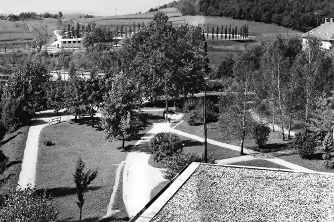 Takšen je bil park na Novem trgu v 30. letih minulega stoletja.