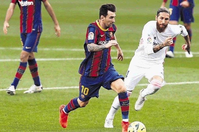 Lionel Messi (levo) je doslej proti Realu Madrid odigral 44 tekem, na katerih je prispeval  26 golov in 14 asistenc.