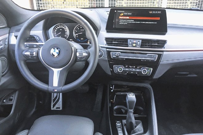 Vzporedni test: Jeep compass in BMW X2 - Za igranje Nostradamusa ni treba biti igralec