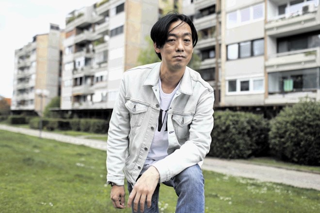 Kang Byoung Yoong, ki si je življenje ustvaril v Trnovem, je nad okolico soseske navdušen.