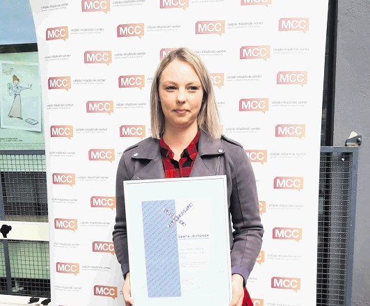 Nagrajenka za mentorico leta je Senta Jevšena, mentorica prostovoljcev v Mladinskem centru Celje.