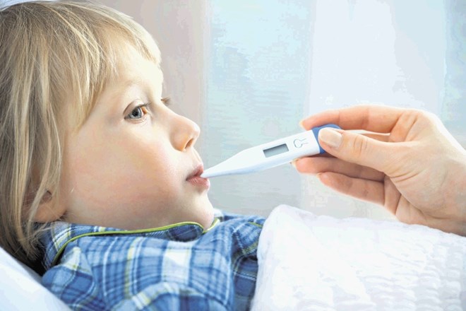 Pri večini okuženih otrok prevladujejo rinovirusi, ki so sploh značilni za jesenske dni in povzročajo navaden prehlad.