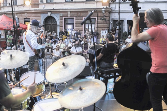 Na Gornjem trgu je v petek zvečer odmeval jazz v okviru festivala Dobimo se pred Škucem   v sodelovanju z Imagom Sloveniae.