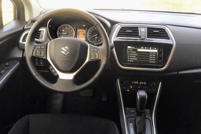 Suzuki SX4 S-cross 1,4 elegance: Grehi in odpustki