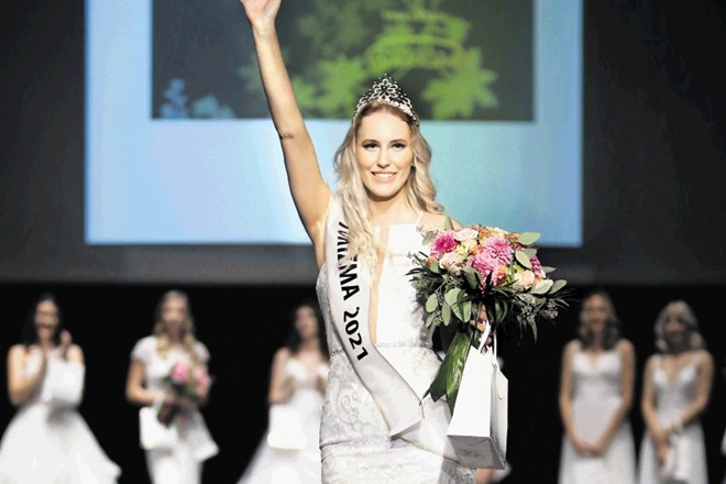 Miss turizma Slovenije,   21-letna Anamarija Kastelic z Iga,  nas bo zastopala na svetovnem izboru miss turizma sveta.