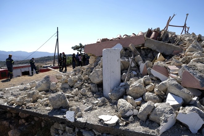 #foto Močan potres na Kreti terjal tudi najmanj eno življenje