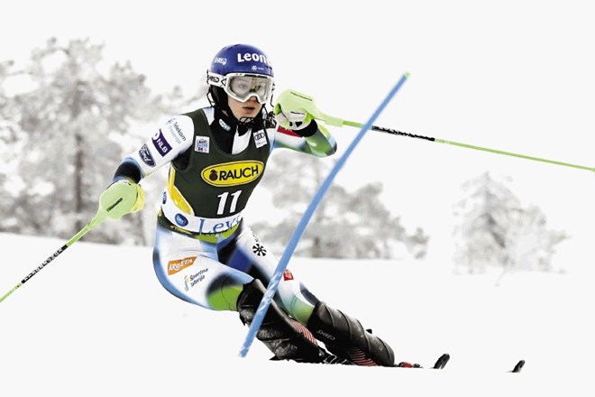 Andreja Slokar ostaja hit slovenske alpske smučarske reprezentance na začetku sezone, saj iz tedna v teden niza vrhunske...