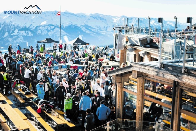 Tradicionalni Ladies ski opening v Zell am See z bogatim programom je vsako leto  gostil več kot 600 gostov.