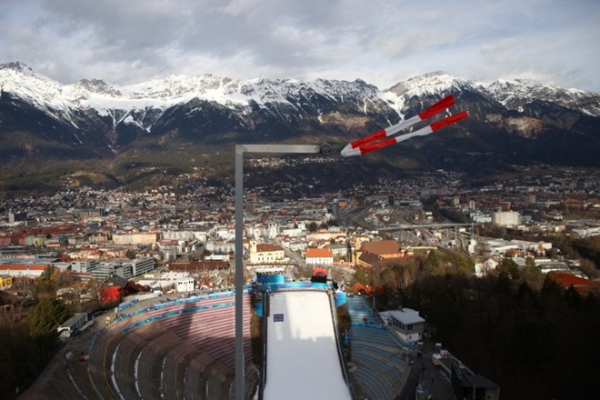 Po odpovedi tretje tekme 70. novoletne turneje v Innsbrucku (na fotografiji)  zaradi premočnega vetra bo Bischofshofen gostil...