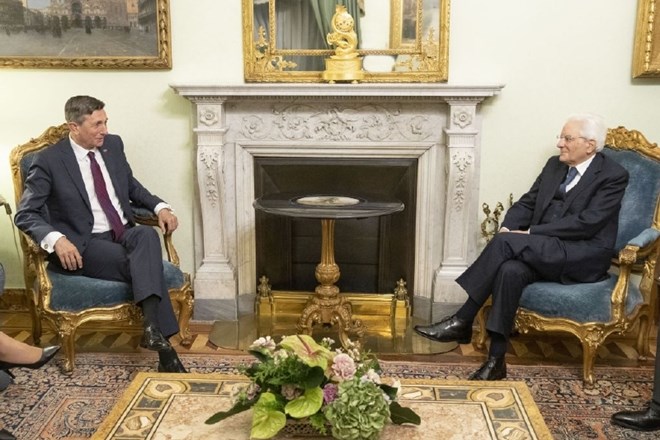 Predsednika Slovenije in Italije, Borut Pahor in Sergio Mattarella, sta v ponedeljek na pogovorih v predsedniški palači v...