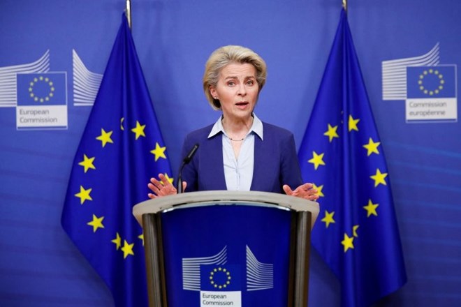 Predsednica Evropske komisije Ursula von der Leyen je pozdravila odločitev o sankcijah.