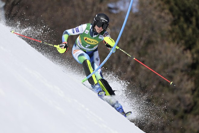 Andreja Slokar z noro drugo vožnjo zmagovalka slaloma v Meribelu, Ana Bucik četrta