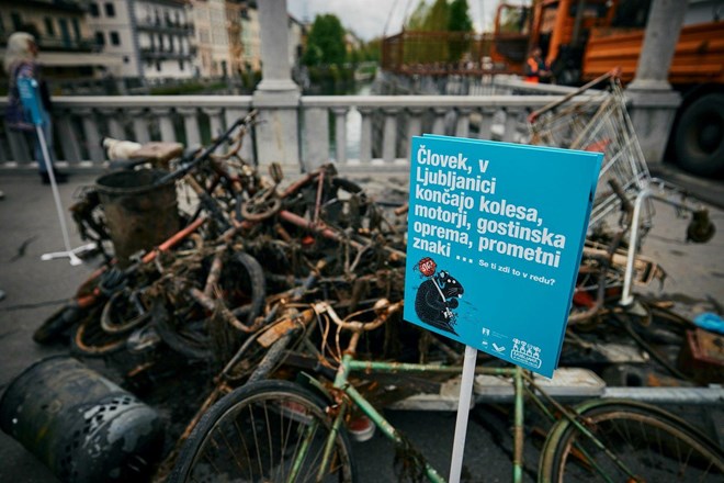 Potapljači iz Ljubljanice odstranili za tono odpadkov