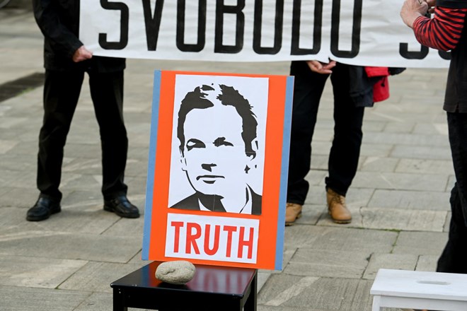 V Ljubljani shod v podporo Assangeu in za svobodo medijev