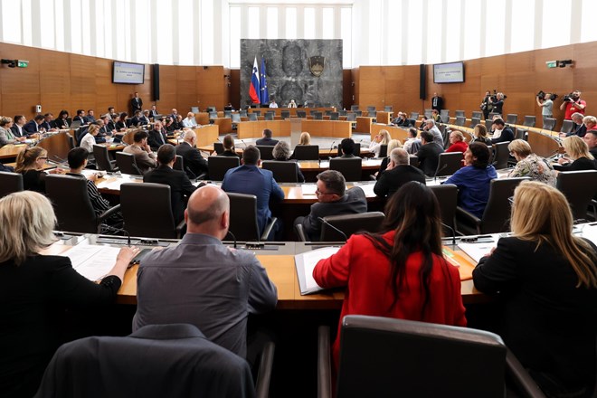 Zaslišanja kandidatov za ministre: Arčon, Jevšek in Duhova ustrezni