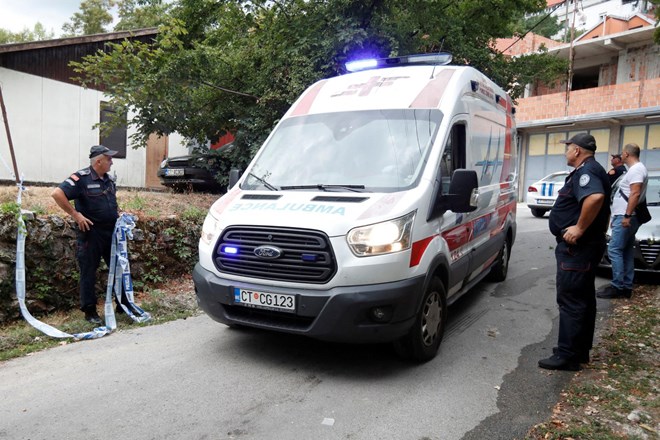 #foto #video Masaker v Črni gori: na Cetinju kritike domnevno prepočasnega odziva policije
