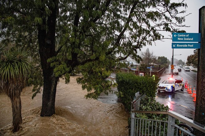 #foto #video Novo Zelandijo zajele obilne padavine
