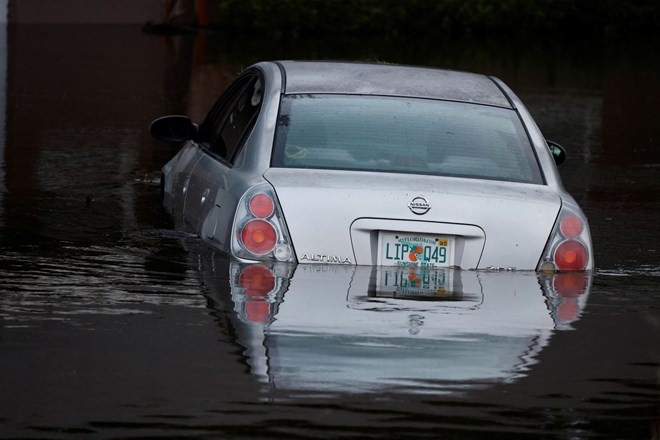 Orkan Ian na Floridi terjal več smrtnih žrtev