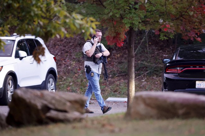 #video V streljanju v ZDA pet mrtvih