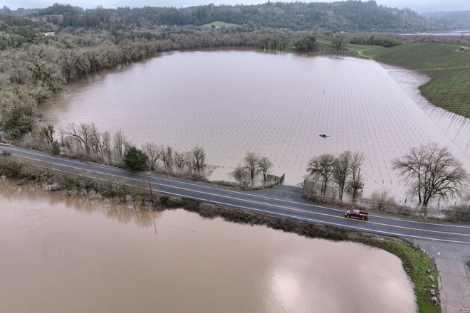 #foto Nova neurja v Kaliforniji ponovno povzročila poplave