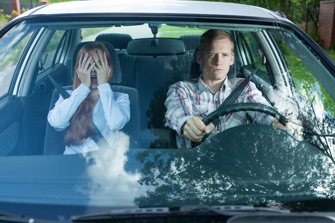 V ozadju strahu pred vožnjo so vedno negativne izkušnje