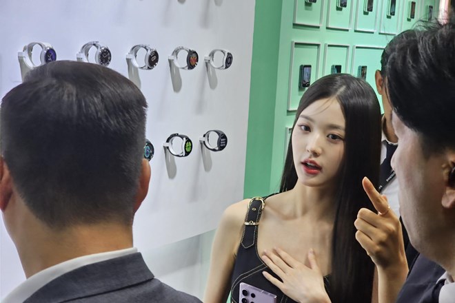 Samsung v Seulu predstavil nove naprave