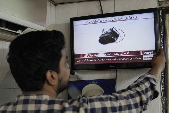 #video V Pakistanu rešili vseh osem ljudi, ujetih v poškodovani gondoli
