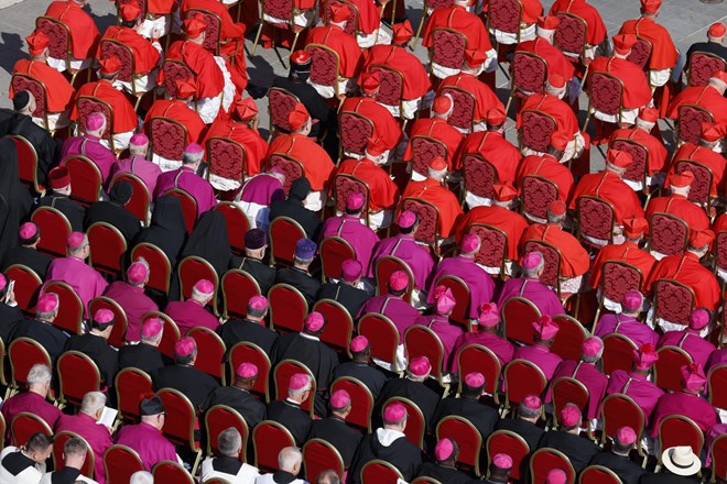 #video Papež Frančišek je imenoval 21 novih kardinalov