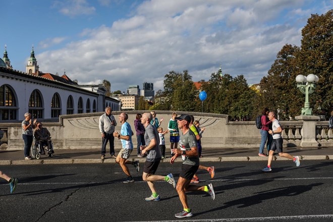 #fotogalerija Ljubljanski maraton z 22.500 udeleženci in ženskim rekordom