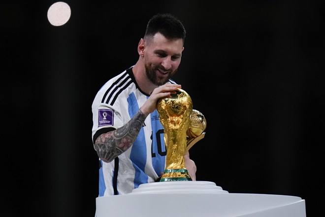 #video Dobitnik pokala zlata žoga 2023: Messi - virtuoz na žogi