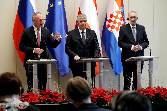 Avstrija ne želi špekulirati o ukinitvi mejnega nadzora s Slovenijo