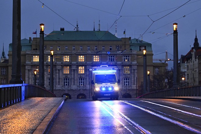 #foto #video V streljanju na univerzi v Pragi 14 smrtnih žrtev in več deset ranjenih