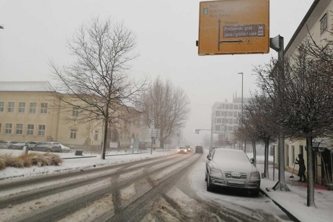 #foto V notranjosti Slovenije zapadlo do 30 centimetrov snega







