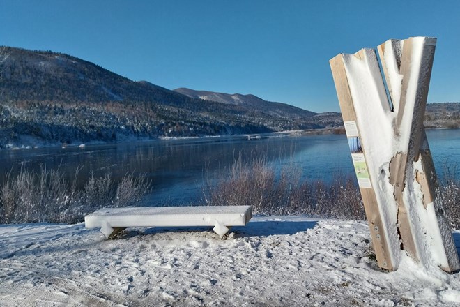 #Reortaža Cerkniško jezero: Ledena pravljica brez drsanja po jezeru