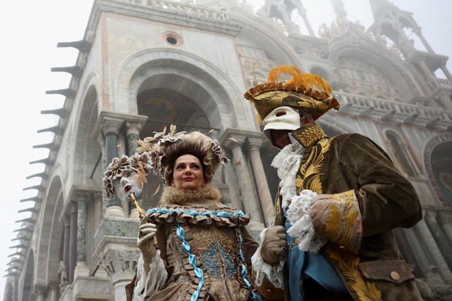 #foto Pustni karneval v Benetkah letos v znamenju potovanj Marca Pola