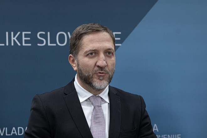 Minister Boštjančič o državnih obveznicah: Vpis poteka dobro