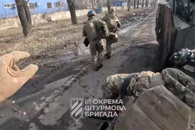 Rusija-Ukrajina: Premalo granat, padec Avdijivke