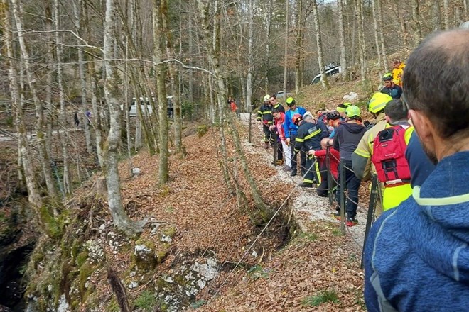 #foto Gorski reševalec o nesreči v kanjonu reke Mostnice: oče sinčku rešil življenje