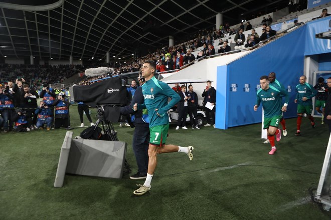 #foto #video Gnezda Čerin in Elšnik junaka slovenske zmage proti reprezentanci Portugalske