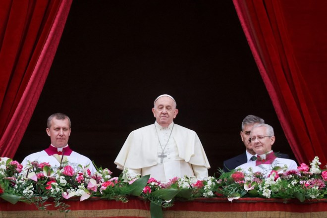 #video #foto Papež: Vojna je vedno nesmisel; ne prepustite se logiki orožja in oboroževanja