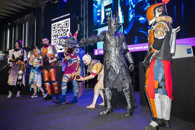 #foto Na Gospodarskem razstavišču v znamenju e-športa, v "cosplay" tekmovanju slavil Sauron