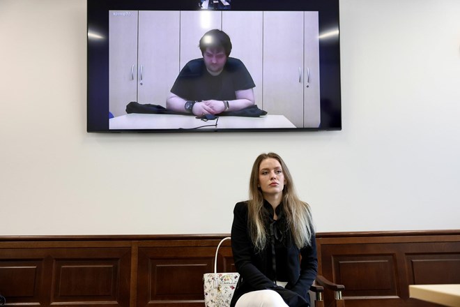 Za Julijo Adlešič tožilstvo predlaga leto dni zapora