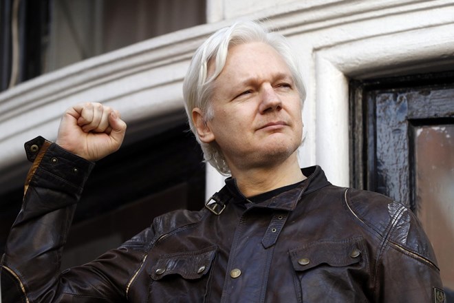 Sodba o izročitvi ZDA: Majhna zmaga Juliana Assangea
