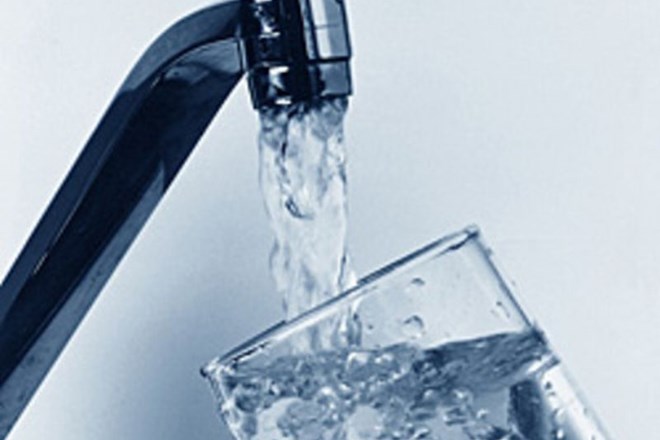 Preprečite zdravju nevarno segrevanje cevovodov s hladno vodo
