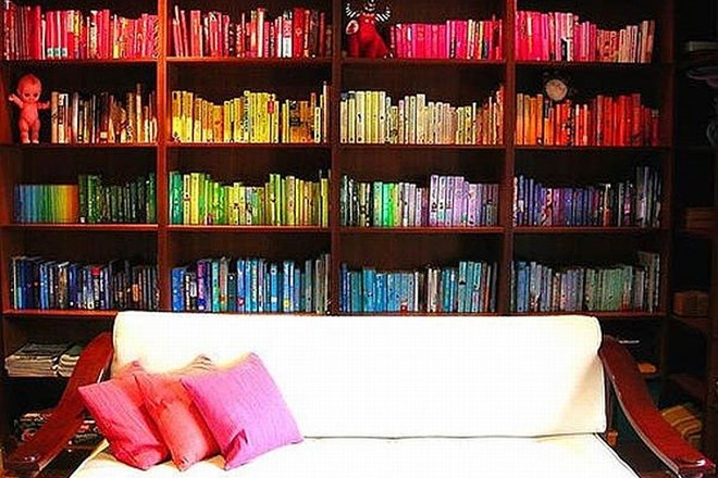 Zabavne police za knjige so idealne za knjižne molje