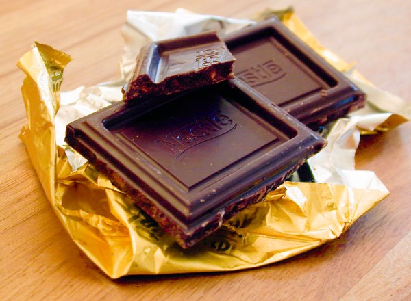 Črna čokolada koristi arterijam