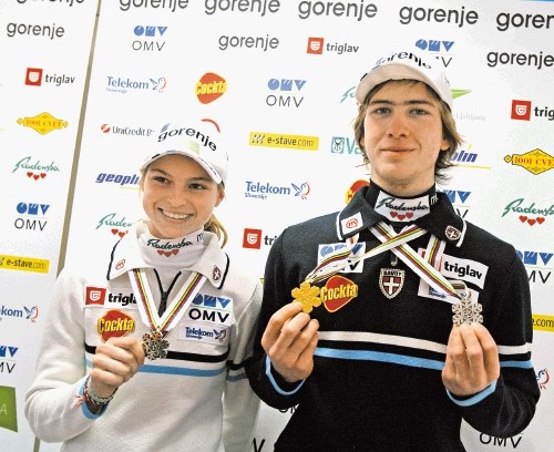 Marjan Jelenko (desno) je osvojil zlato in srebrno kolajno v nordijski  kombinaciji, Špela Rogelj pa srebrno odličje v...