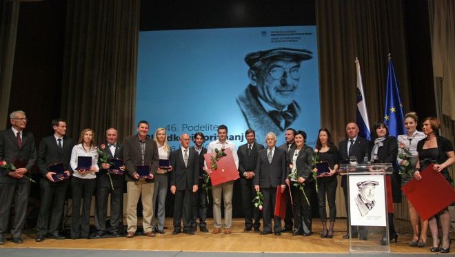 Podelitev Bloudkovih nagrad je potekala v Unionski dvorani ljubljanskega Grand hotela Union.