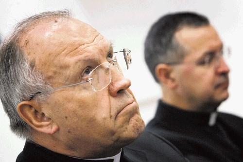 Ljubljanski nadškof metropolit Anton Stres: Osebno močno in iskreno obžalujem, da mi ni uspelo preprečiti tega, kar  se zdaj...