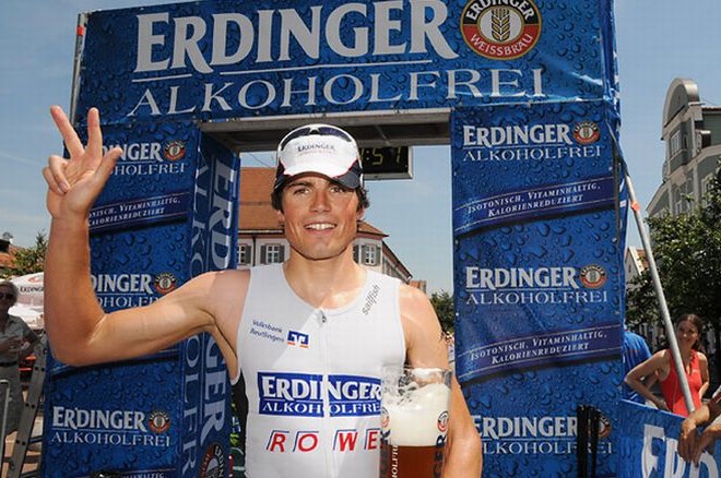 Pri bavarski pivovarni Erdinger so prepričani, da je nihovo brezalkoholno pivo odlična regeneracijska pijača za športnike po...